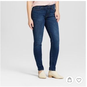 Universal Thread jeans